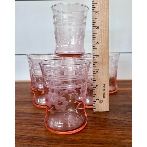 Pink Depression Juices Glasses Floral Etched Pattern (7) - Picture 5 of 10